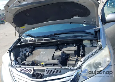 2015 Toyota Sienna Le 8 Passenger из США, поврежденный, VIN 5TDKK3DC2FS573786